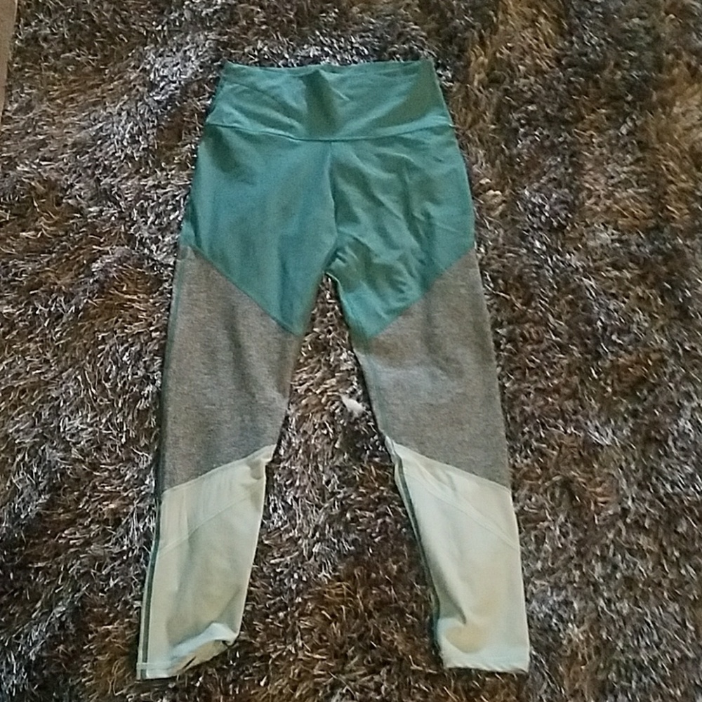 Aerie MOVE leggings